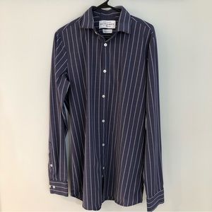 Mizzen+Main Navy and White Striped Casual Button Down Shirt